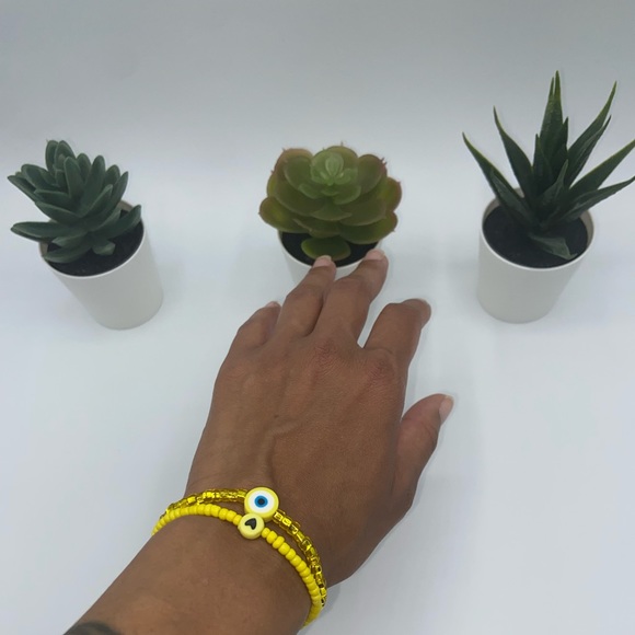 Handmade Trendy Y2K Inspired Glass Seed Bead Bracelet Set - Picture 5 of 8